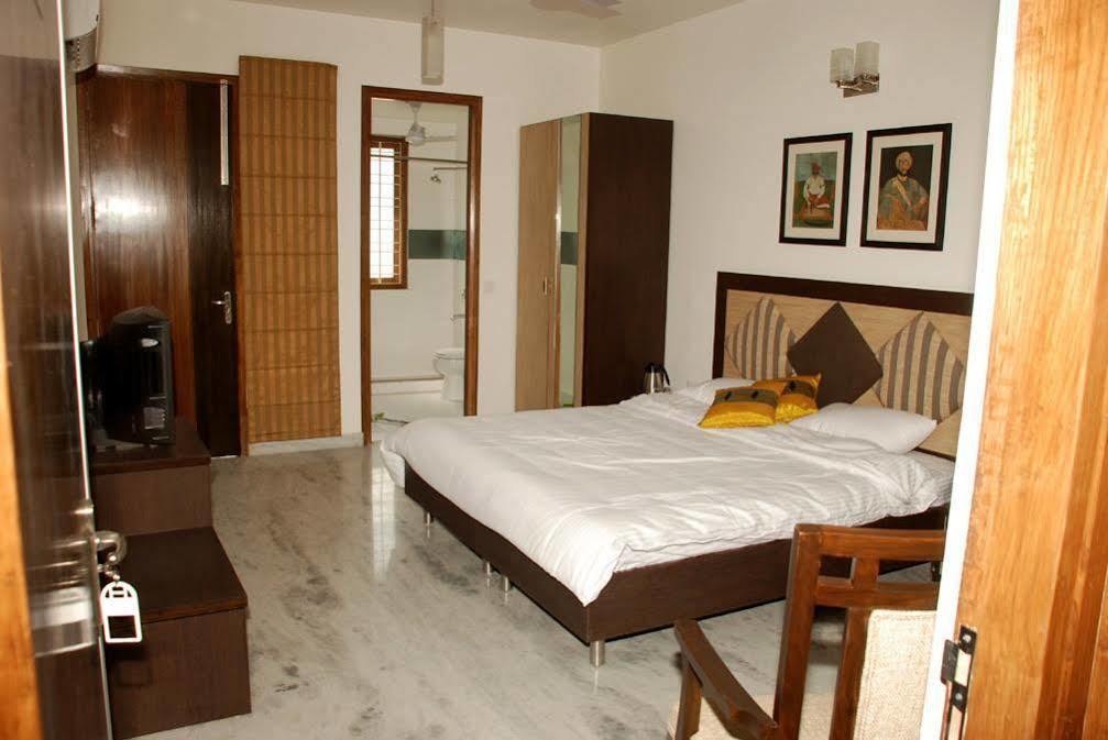 East End Retreat Bed and Breakfast New Delhi Exteriör bild