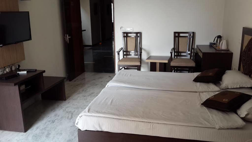 East End Retreat Bed and Breakfast New Delhi Exteriör bild